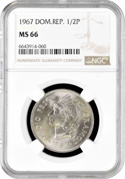 Доминикана 1/2 песо 1967 г., NGC MS66, "Доминиканская Республика (1937 - 2022)"