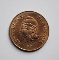Французская Полинезия 100 франков 1991 г., UNC, 'Заморское сообщество Франции (1965-2015)'